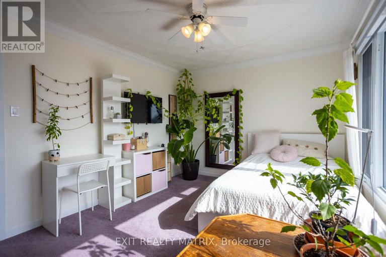 29346168/209-queen-street-w/chesterville/north-dundas/ontario/K0C1H0_27