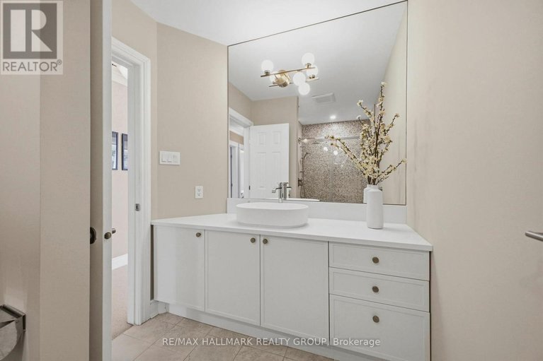 29659908/1518-monaghan-lane/rural-kanata-central/ottawa/ontario/K2W1B4_39