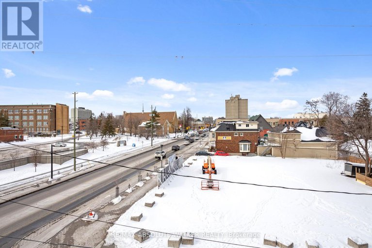 29397404/218-60-springhurst-avenue/ottawa-east/ottawa/ontario/K1S5V7_32