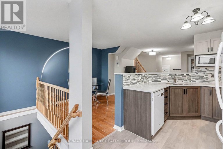29609110/111-ludlowe-street/fallingbrookgardenway-south/ottawa/ontario/K4A5C2_13
