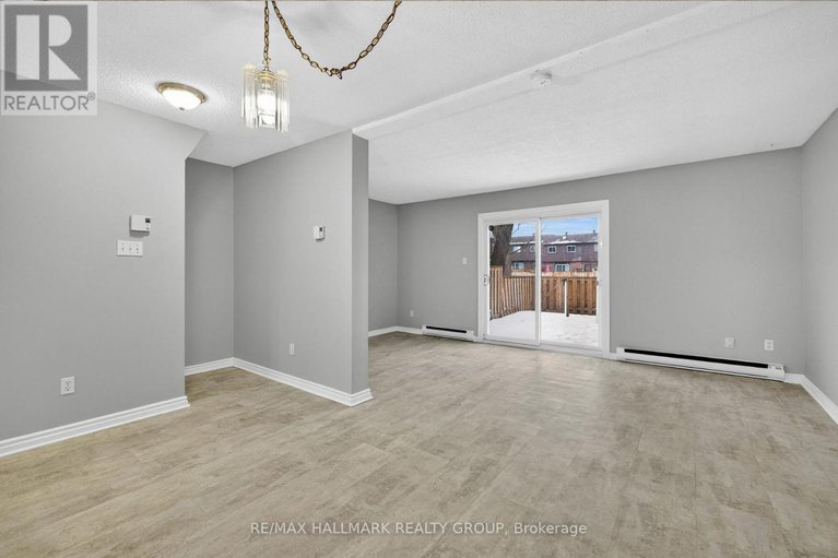 29254811/3219-stockton-drive/blossom-parkkemp-parkfindlay-creek/ottawa/ontario/K1T1S3_8