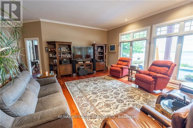 28307877/20236-county-road-2-road/south-glengarry-charlottenburgh-twp/south-glengarry/ontario/K0C2E0_10