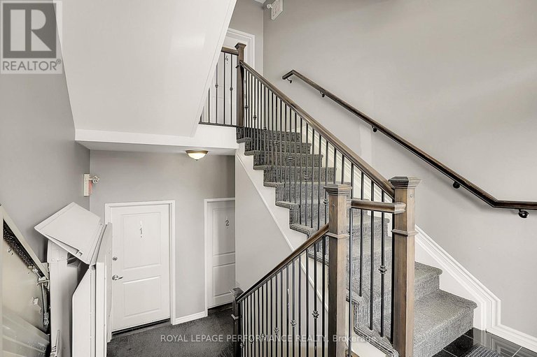 28468880/2-40-prestige-circle/chatelaine-village/ottawa/ontario/K4A0W9_3