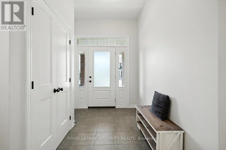 28797628/115-bonne-renommee-avenue/camelot/ottawa/ontario/K4A5J9_4