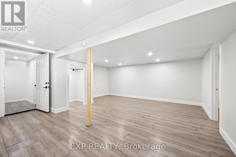 29121973/1103-frances-street/overbrookcastle-heights/ottawa/ontario/K1K3L6_27