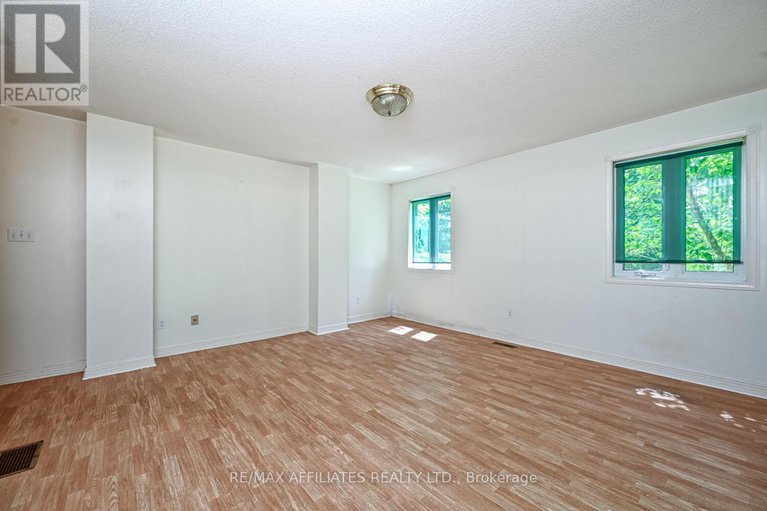 28528150/122-church-avenue/drummondnorth-elmsley-north-elmsley-twp/drummondnorth-elmsley/ontario/K7H0H1_36