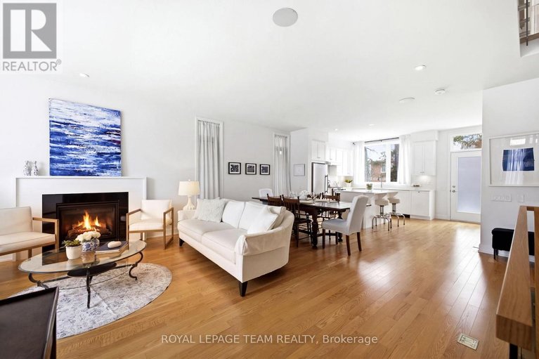 29580105/526-edison-avenue/mckellarhighland/ottawa/ontario/K2A3Y5_8