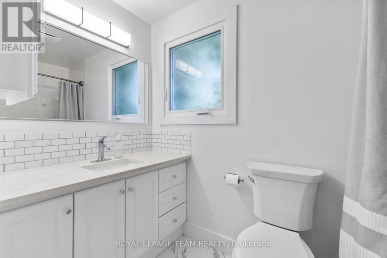 28608553/29-ashgrove-crescent/briargreen/ottawa/ontario/K2G0S1_23