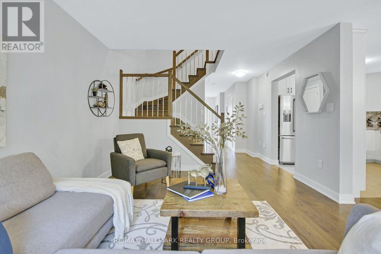 28577155/648-robert-street/town-of-rockland/clarence-rockland/ontario/K4K1E8_13