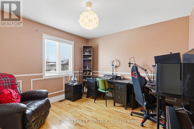 29438112/388-quartz-avenue/town-of-rockland/clarence-rockland/ontario/K4K0C7_21