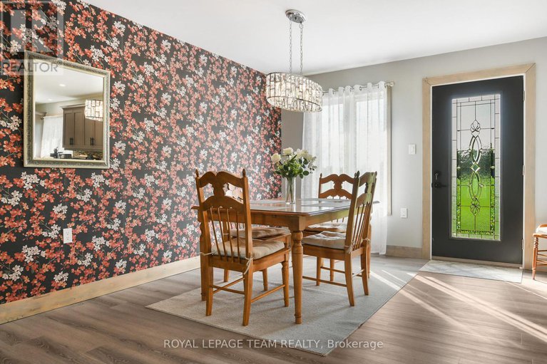 28622757/1016-castleford-road/horton-twp/horton/ontario/K7V3Z8_17