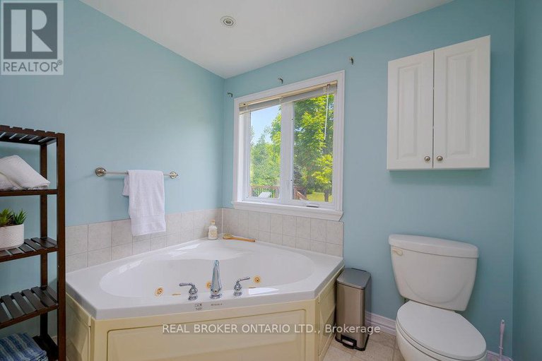 29063025/3374-greenland-road/dunrobin-shores/ottawa/ontario/K0A1T0_19