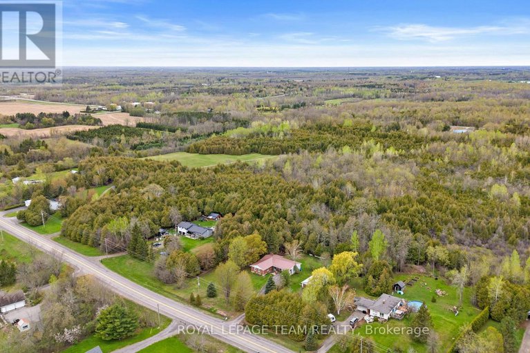 28299232/2915-county-rd-20-road/north-grenville-twp-kemptville-south/north-grenville/ontario/K0G1J0_35