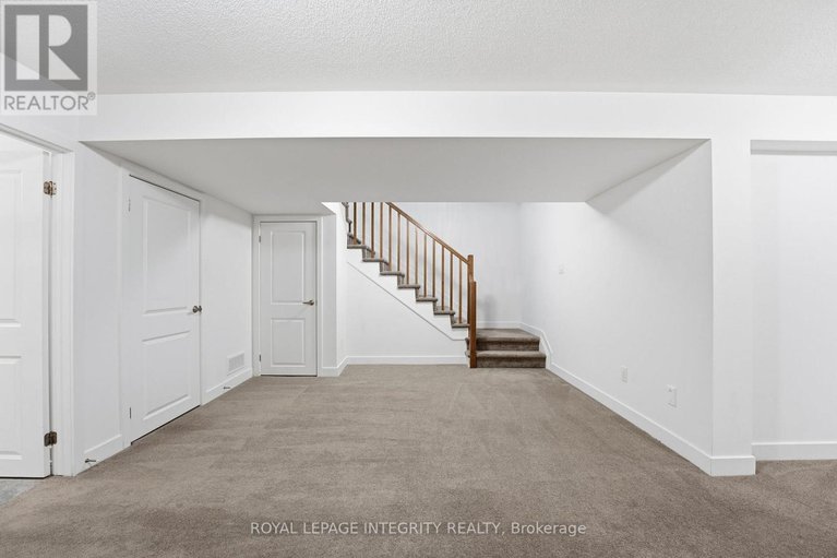 29145245/352-monticello-avenue/emerald-meadowstrailwest/ottawa/ontario/K2S2S5_27