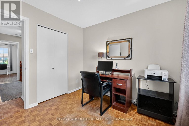 29177024/2628-baseline-road/leslie-park/ottawa/ontario/K2H7B4_25