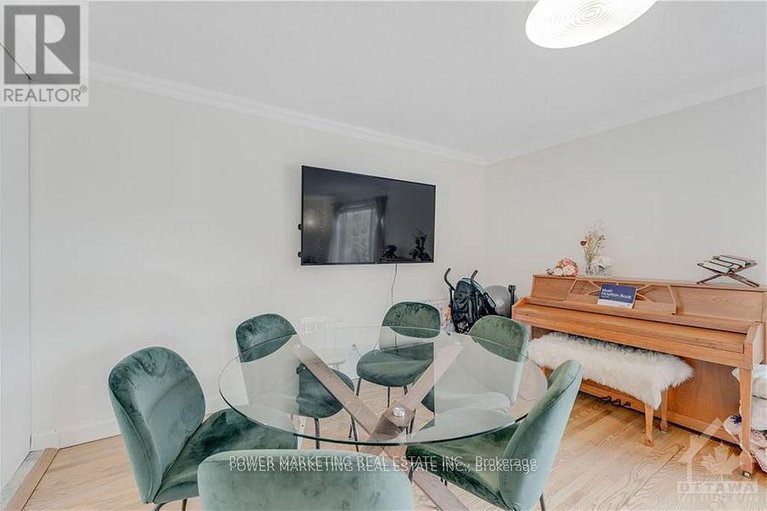 28768216/29-courtney-road/glencairnhazeldean/ottawa/ontario/K2L1M1_6