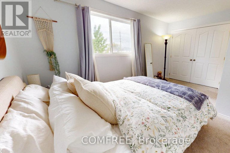 28538699/783-nesting-way/fallingbrookgardenway-south/ottawa/ontario/K4A3X6_13