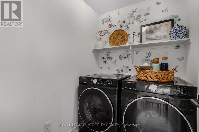 28914431/181-crevasse-road/mer-bleuebradley-estatesanderson-park/ottawa/ontario/K1W0H8_25