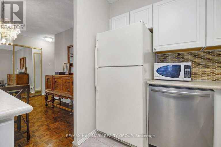 28458755/1005-158a-mcarthur-avenue/vanier/ottawa/ontario/K1L8E7_19