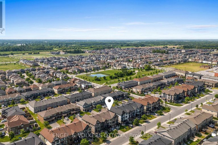 28498839/618-lauraleaf-crescent/half-moon-bay/ottawa/ontario/K2J6G9_27