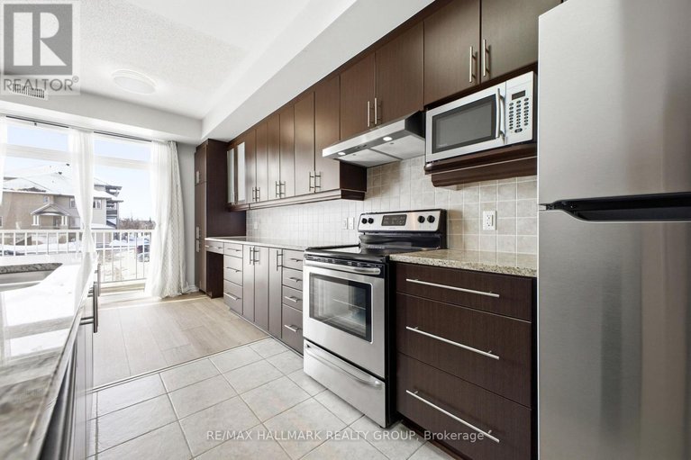 29592888/c-170-hornchurch-lane/longfields/ottawa/ontario/K2J2T3_13