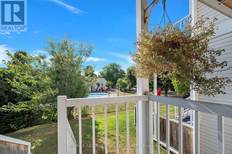 28933682/1647-locksley-lane/beaconwood/ottawa/ontario/K1J1B6_22