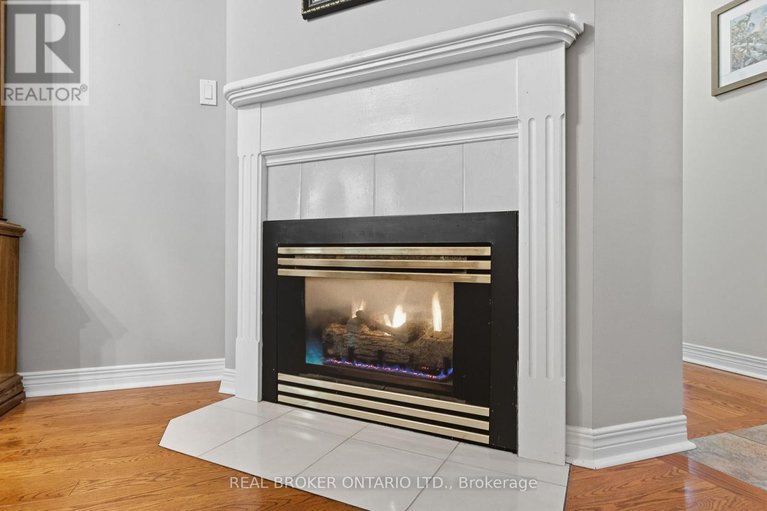 28843559/6-candow-crescent/stittsville-north/ottawa/ontario/K2S1K7_20