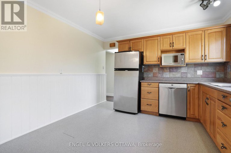28304083/25-coldstream-drive/munster/ottawa/ontario/K0A3P0_19