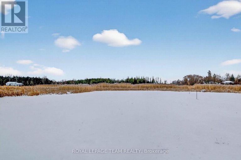 29401589/286-dean-ridge-road/drummond-n-elmsley-drummond-twp/drummondnorth-elmsley/ontario/K7C0E1_16