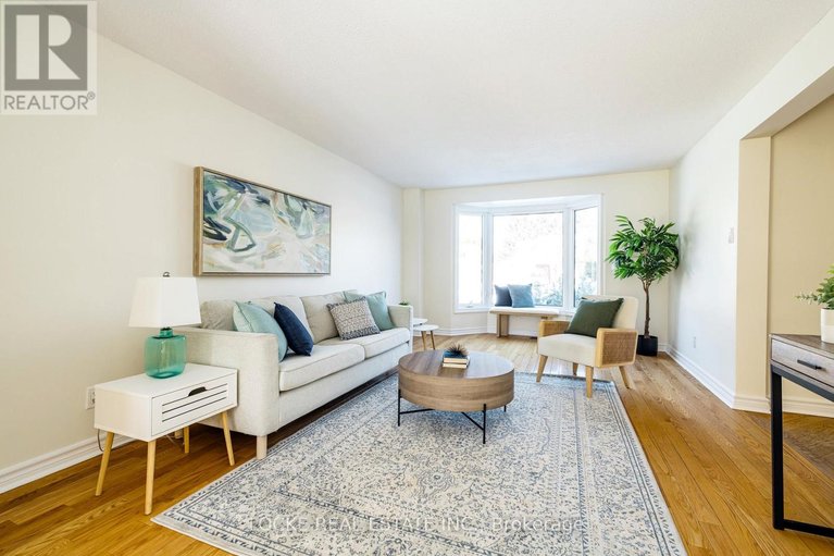 29535443/1404-forest-valley-drive/chapel-hill/ottawa/ontario/K1C5M8_6