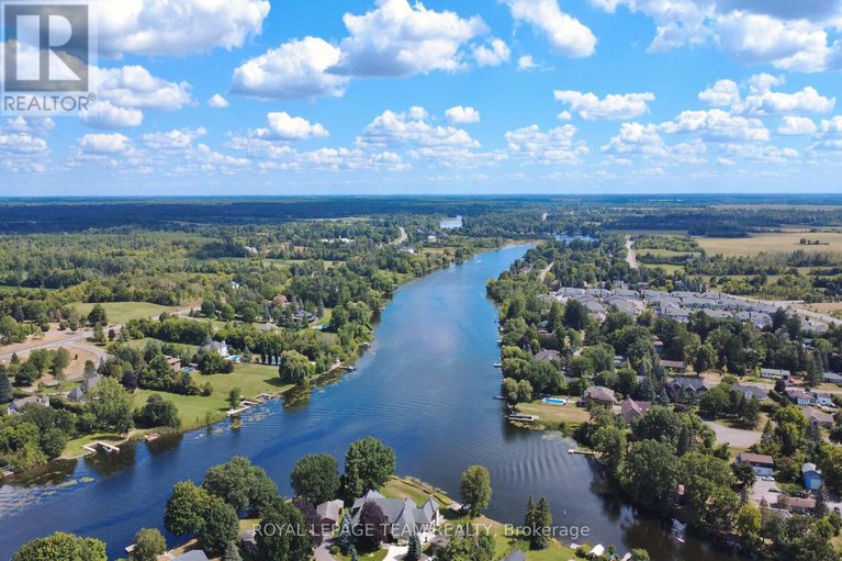 29003460/1079-christopher-drive/manotick-long-island-nicholls-island/ottawa/ontario/K4M1J2_47