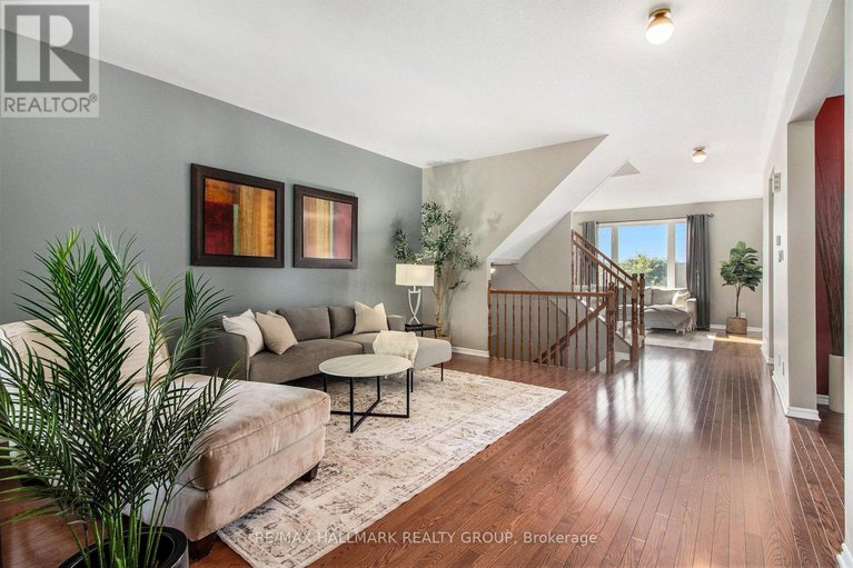 28760662/280-trail-side-circle/springridgeeast-village/ottawa/ontario/K4A5B1_7