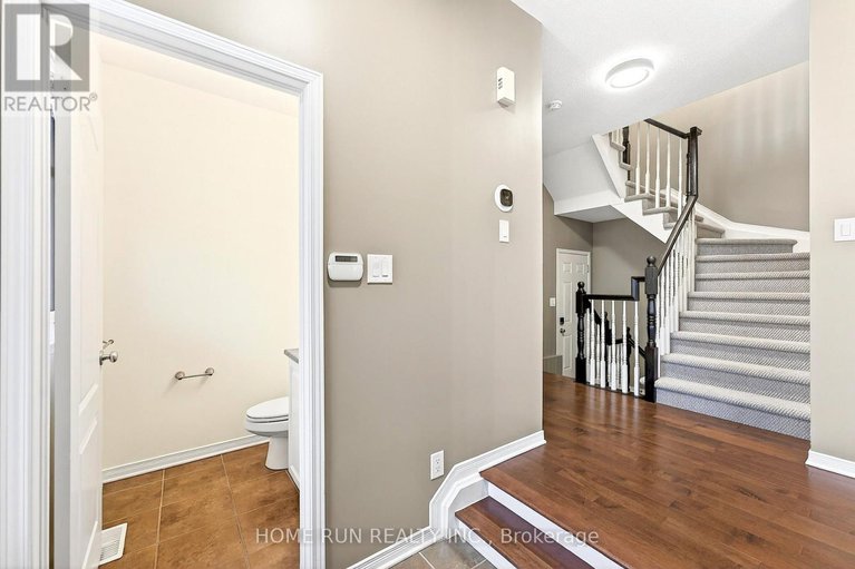 29230906/104-eye-bright-crescent/riverside-southgloucester-glen/ottawa/ontario/K1V2K5_3