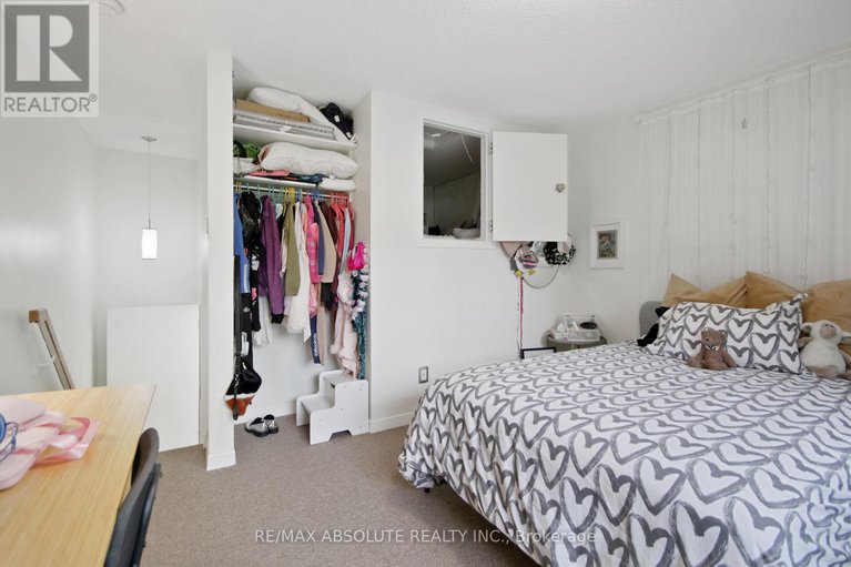 28636841/252-bruyere-street/lower-town/ottawa/ontario/K1N5E6_43