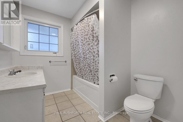 29686733/1107-meadowlands-drive/carleton-square/ottawa/ontario/K2C0K5_24