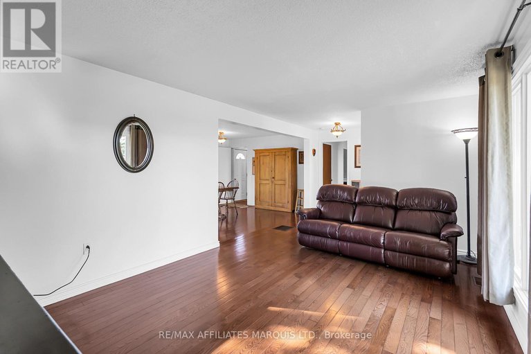 28863291/18659-county-rd-19-road/south-glengarry-charlottenburgh-twp/south-glengarry/ontario/K0C2J0_13