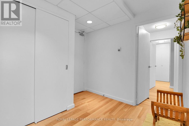 29351288/905-373-laurier-avenue-e/sandy-hill/ottawa/ontario/K1N8X6_7