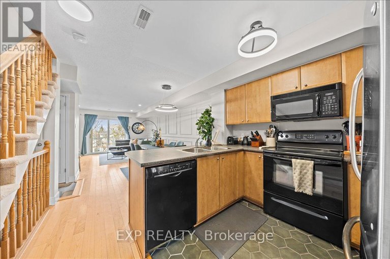 29551479/57-steele-park-private/cyrville/ottawa/ontario/K1J0J2_14