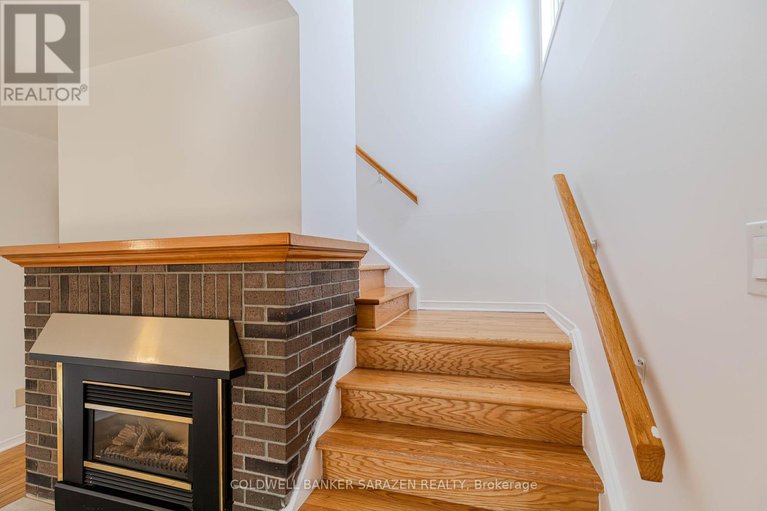 28624052/2833-mozart-court/emerald-woodssawmill-creek/ottawa/ontario/K1T2P6_25