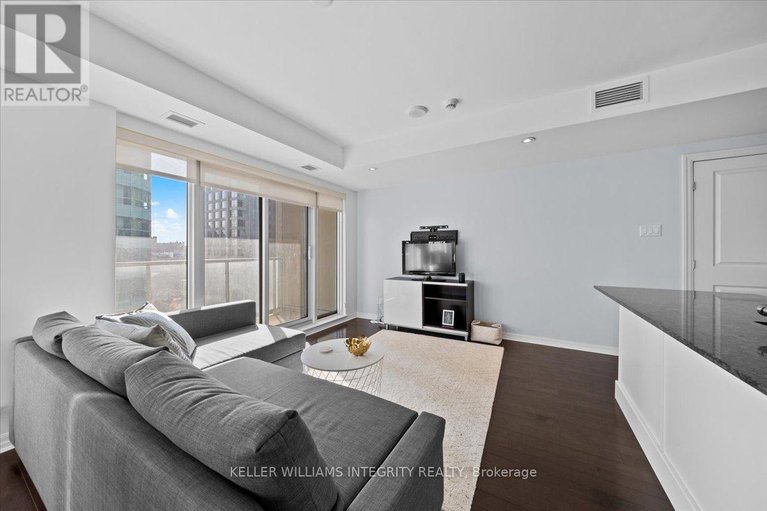 28450241/909-242-rideau-street/sandy-hill/ottawa/ontario/K1N0B7_5