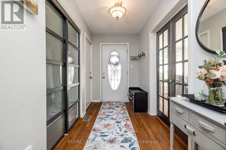 28995964/19-mclennan-way/katimavik/ottawa/ontario/K2L2N1_2