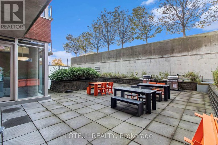 29384908/201-383-cumberland-street/lower-townbyward-market/ottawa/ontario/K1N1J7_30