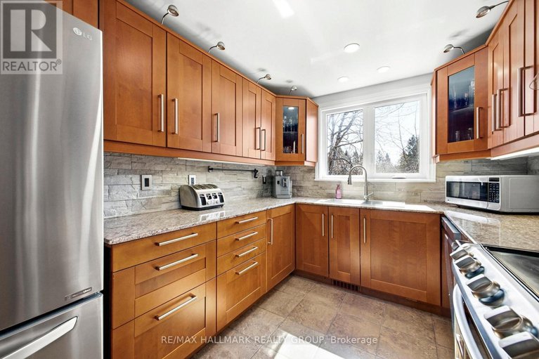 29585774/3778-bouvier-road/clarencerockland-twp/clarence-rockland/ontario/K0A1E0_9