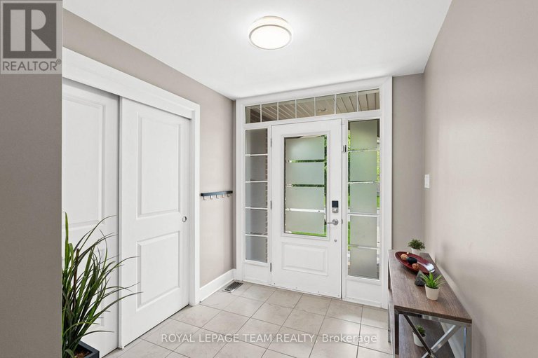 28459727/24-knockaderry-crescent/half-moon-bay/ottawa/ontario/K2J6H2_7