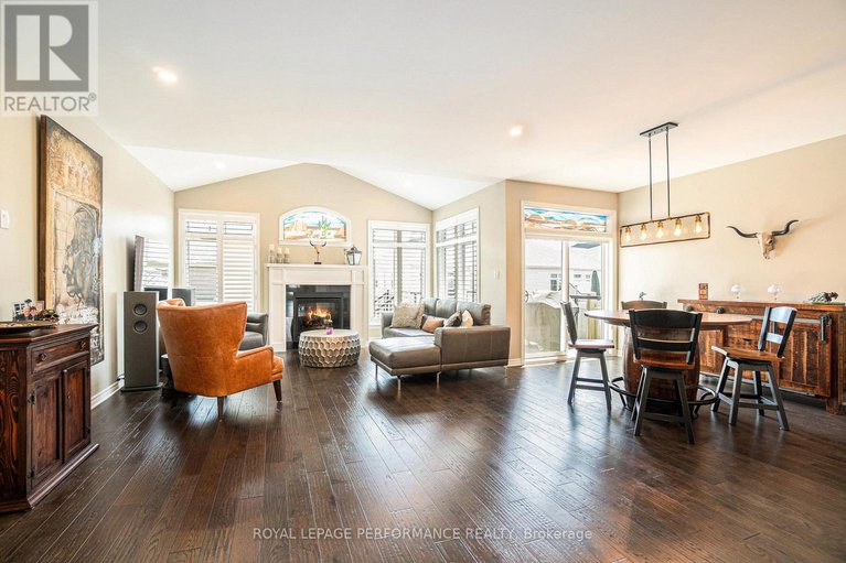 28336661/82-kayenta-street/remainder-of-stittsville-area/ottawa/ontario/K2S2K7_20