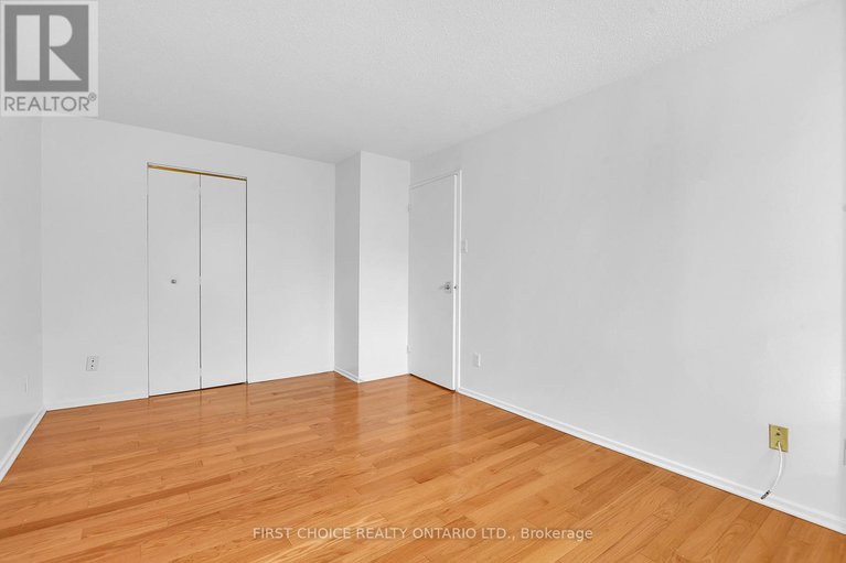 29057966/217-1599-lassiter-terrace/beaconwood/ottawa/ontario/K1J8R6_25