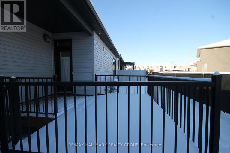 29203056/23-solara-private/clarencerockland-twp/clarence-rockland/ontario/K4K0K9_25