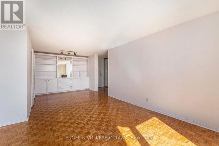 28919458/1110-2951-riverside-drive/mooneys-bayriverside-park/ottawa/ontario/K1V8W6_11