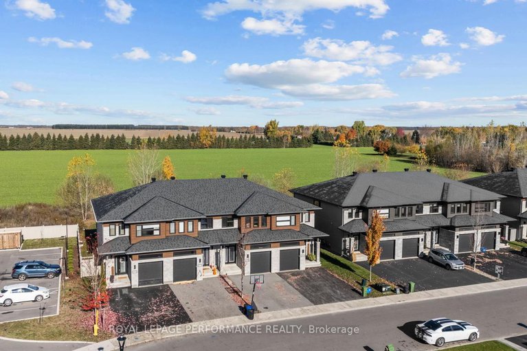 29194070/279-belfort-street/embrun/russell/ontario/K0A1W0_35