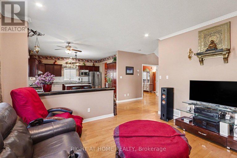 29649232/257-stoneway-drive/barrhaven-east/ottawa/ontario/K2G6E9_24